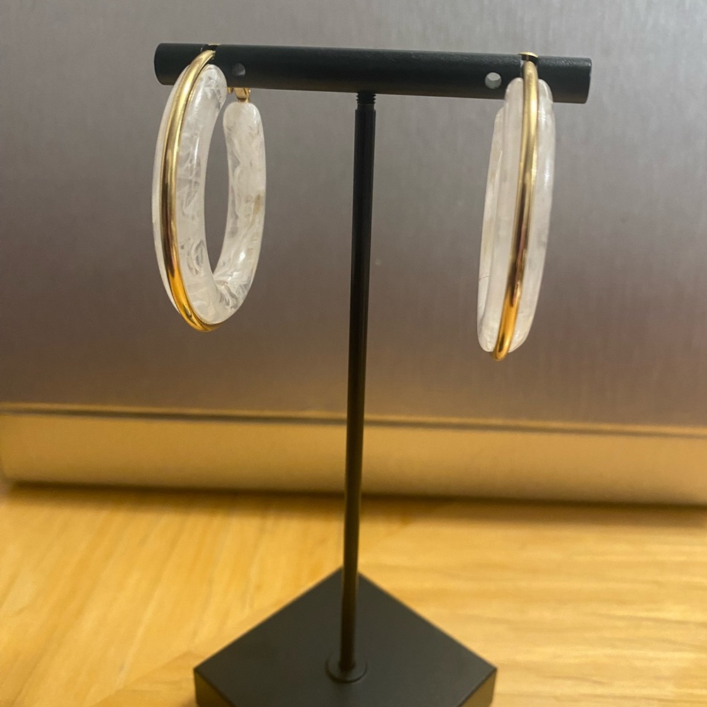 Gold white Contemporary Hoop Earrings